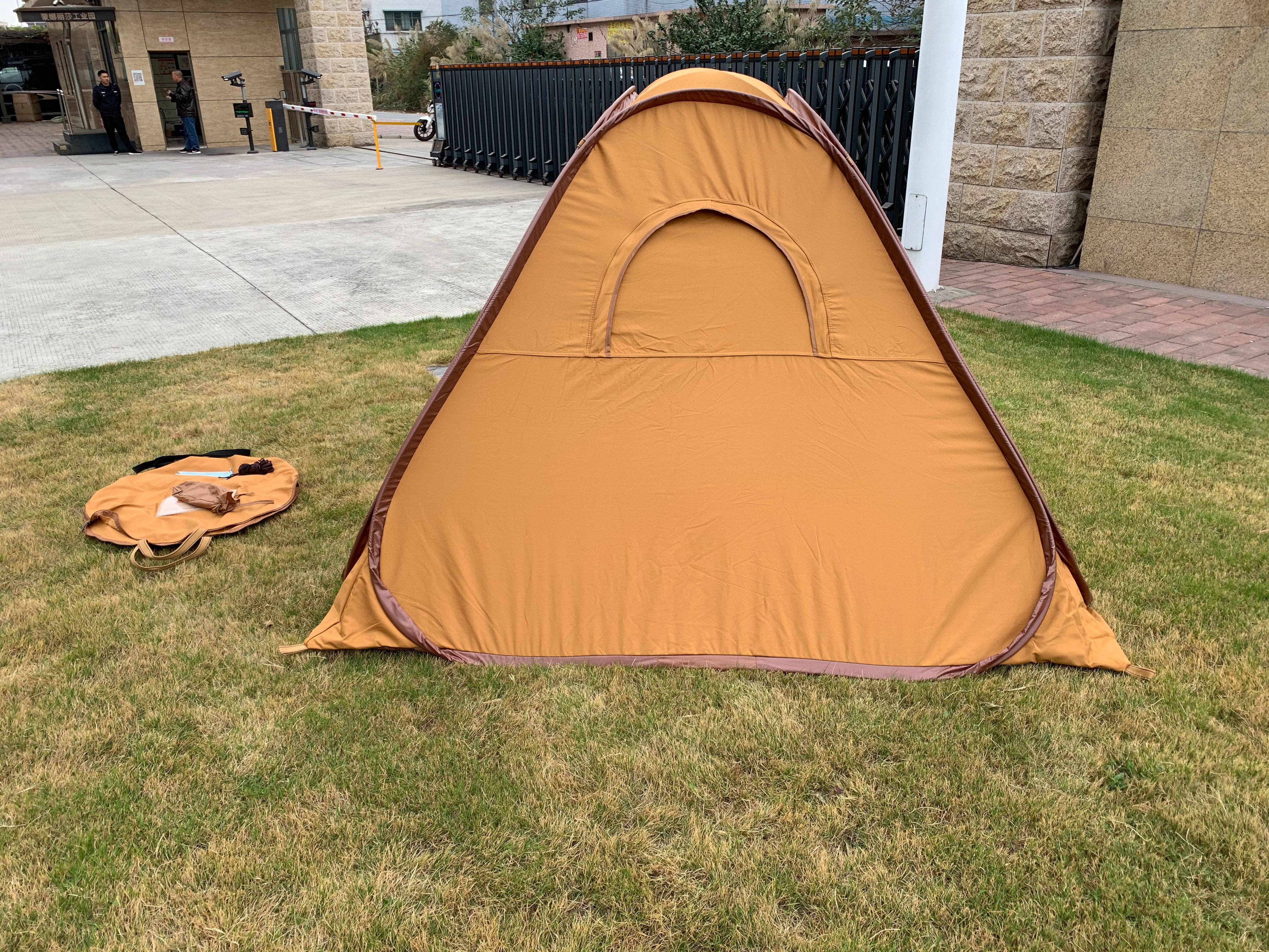 A multi-functional waterproof, windproof, rainproof, lightweight and quick installation, moisture-proof and windproof double-person tent for outdoor use Application Scenario
