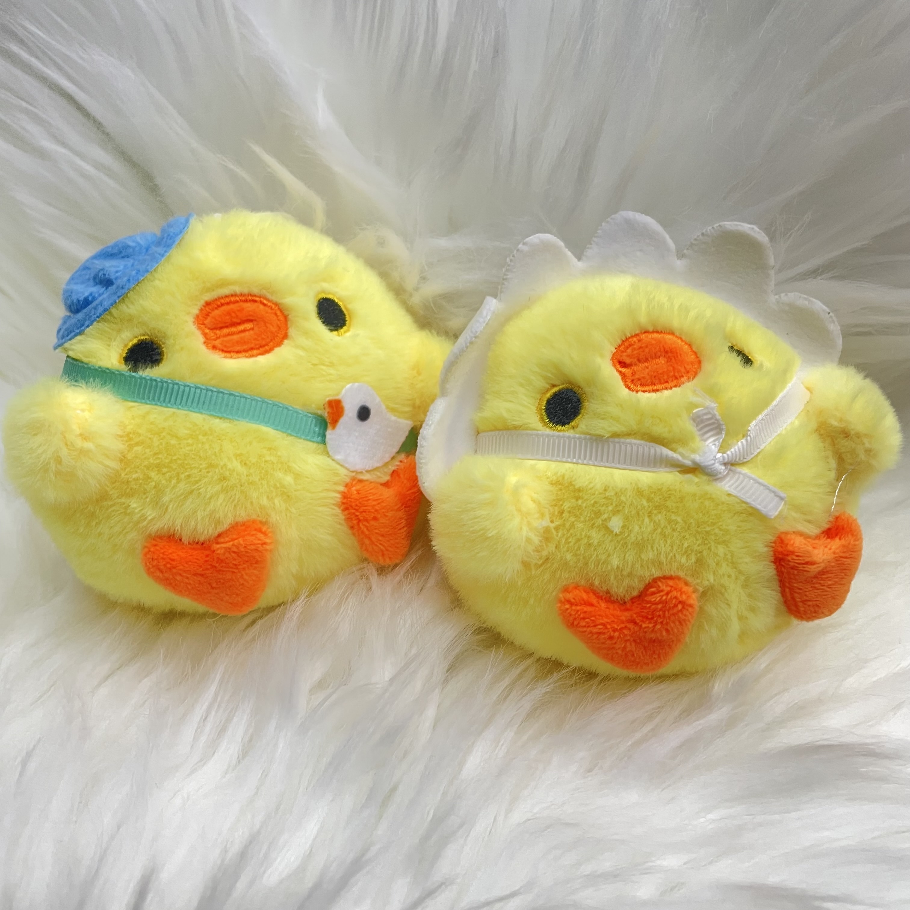 New cute cartoon chicken plush toy figurines, DIY creative handcrafted accessories, hat accessories and accessories Item Picture