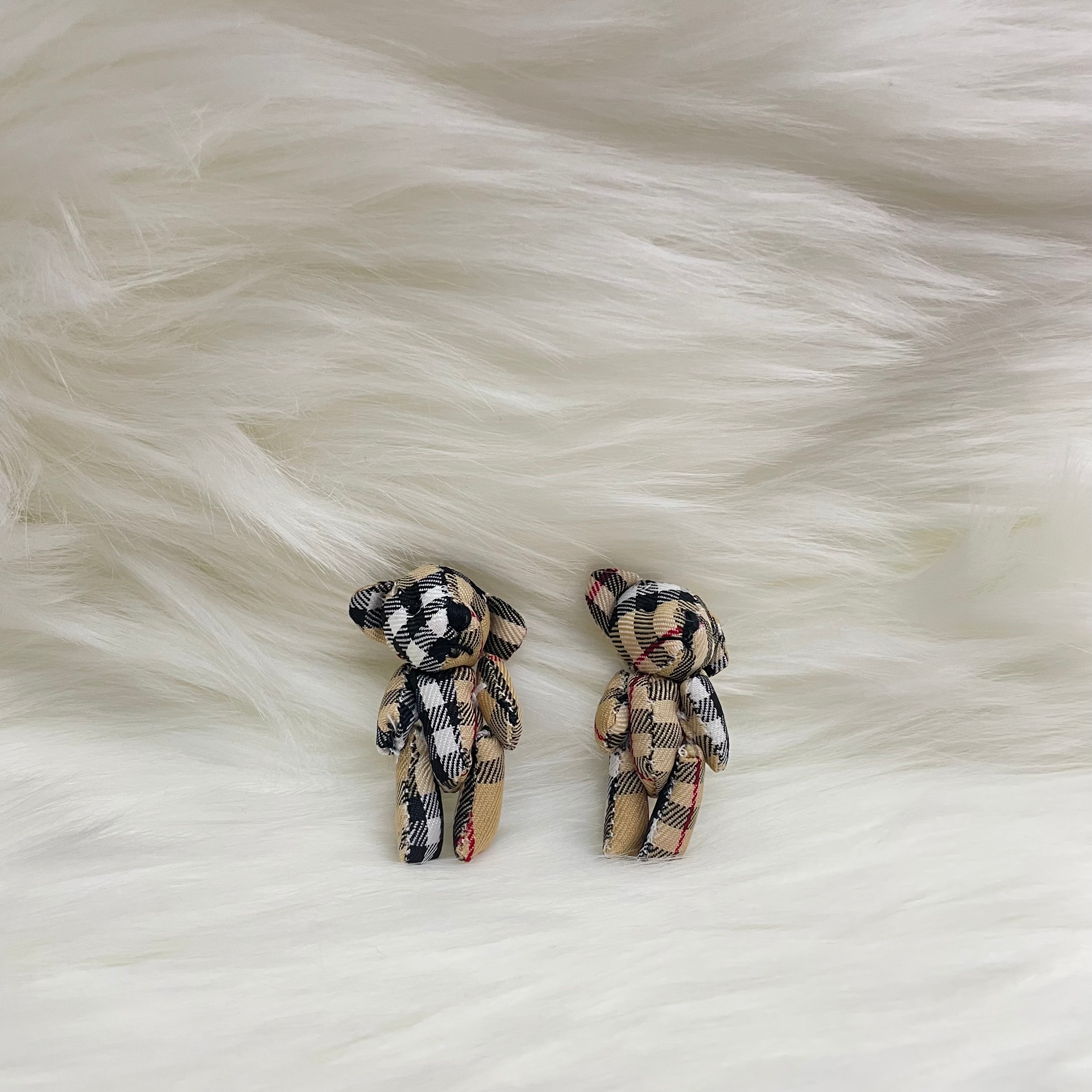 毛绒公仔椅实物图