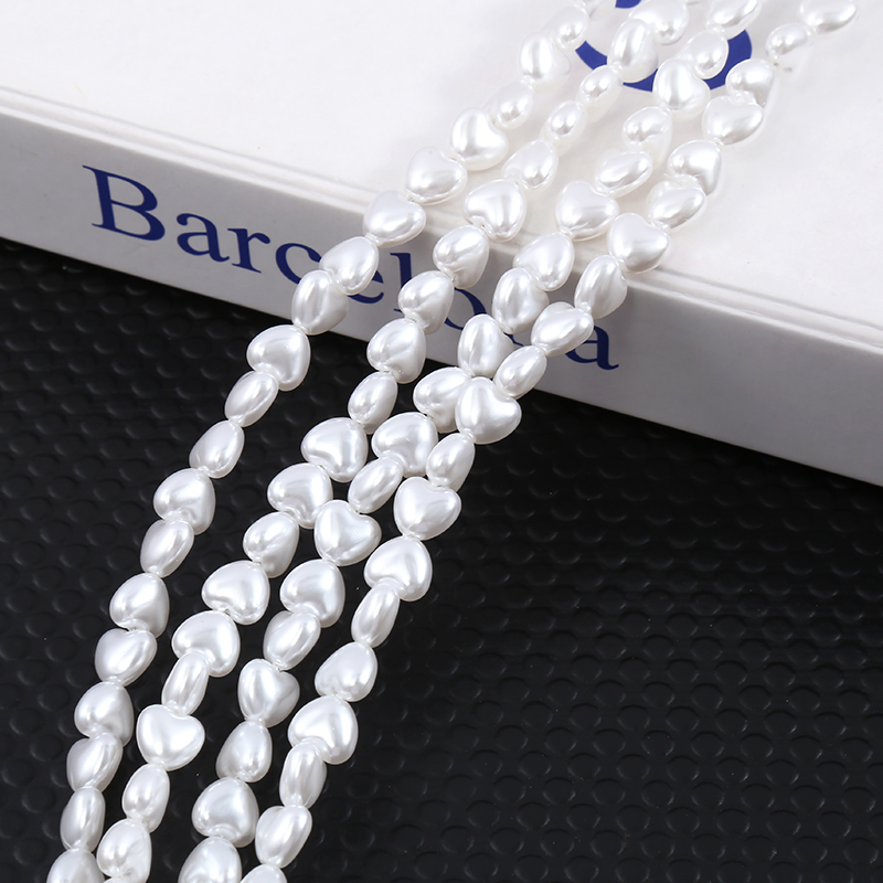 异形珠/塑料珍珠/珍珠白底实物图