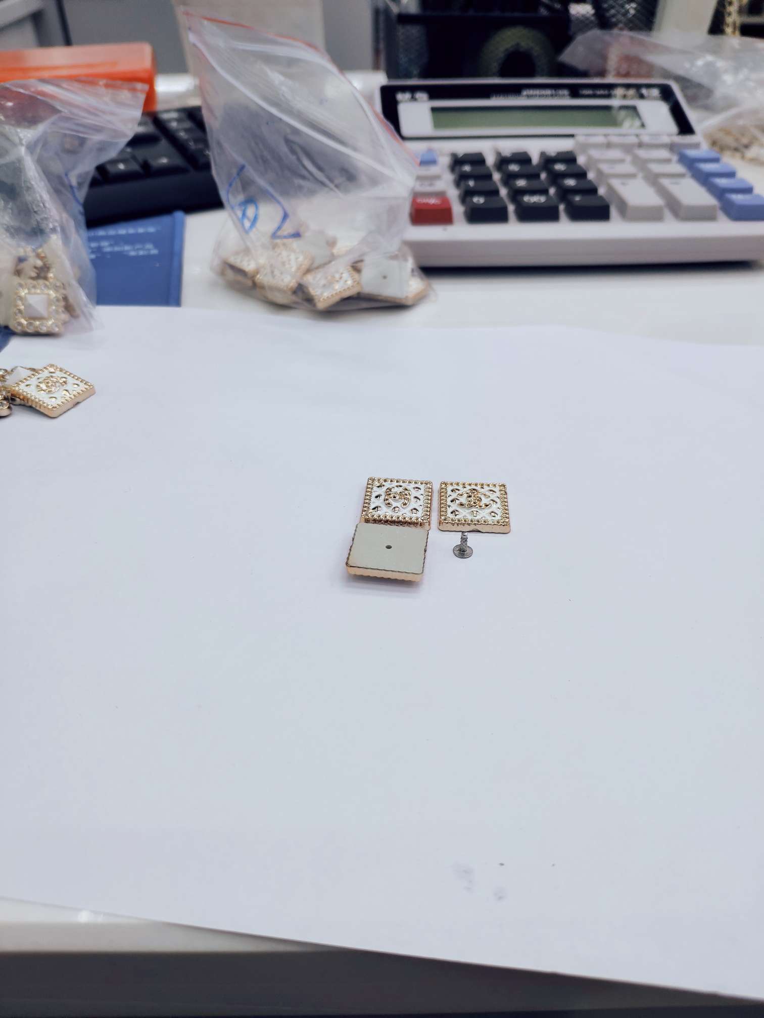 塑料鞋花 方形粘钻鞋扣 洞洞鞋 箱包饰品装饰配件详情图8
