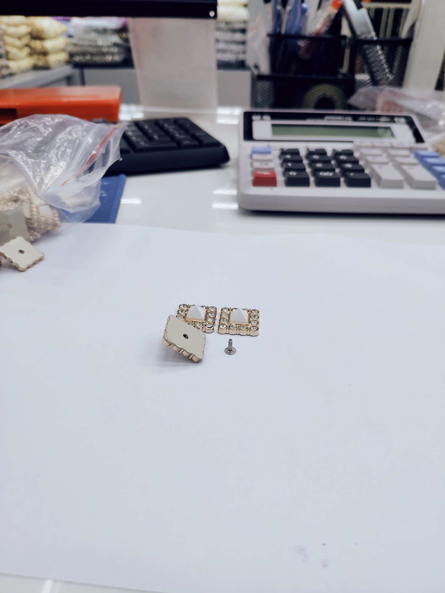 塑料鞋花 方形粘钻鞋扣 洞洞鞋 箱包饰品装饰配件详情图9