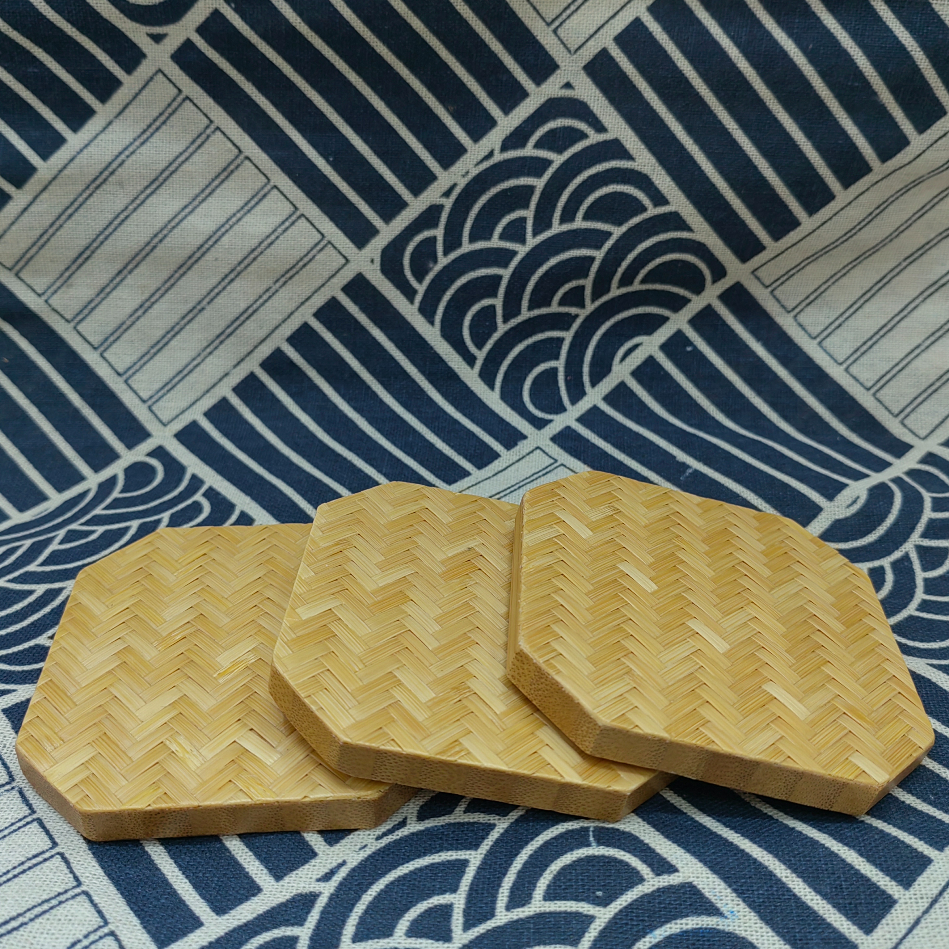 Eco-friendly bamboo coasters, high-temperature resistant coasters, bamboo woven coasters, creative coasters, Japanese coasters, tea ceremony tea set coasters, coffee coasters Specification image