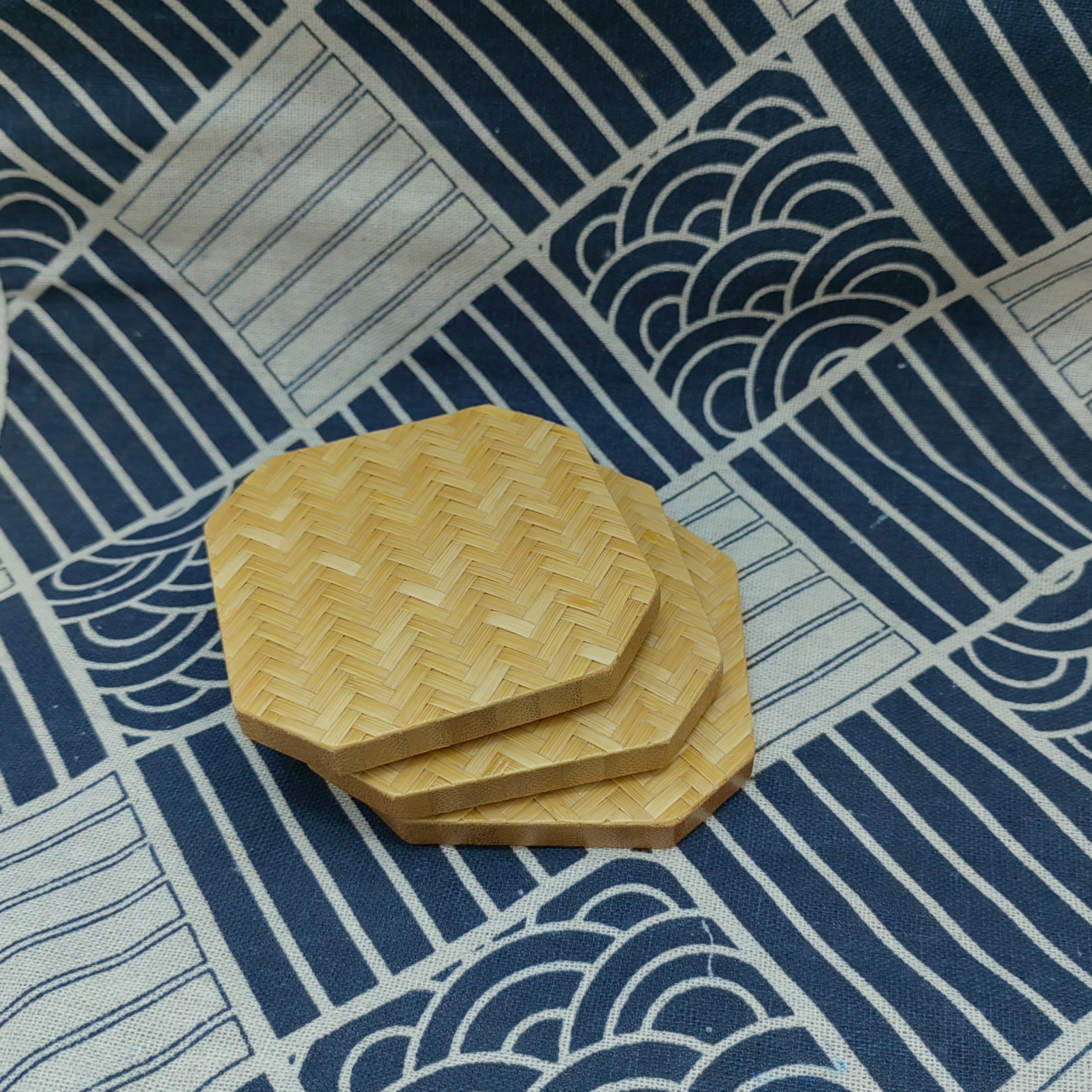 Eco-friendly bamboo coasters, high-temperature resistant coasters, bamboo woven coasters, creative coasters, Japanese coasters, tea ceremony tea set coasters, coffee coasters Application Scenario