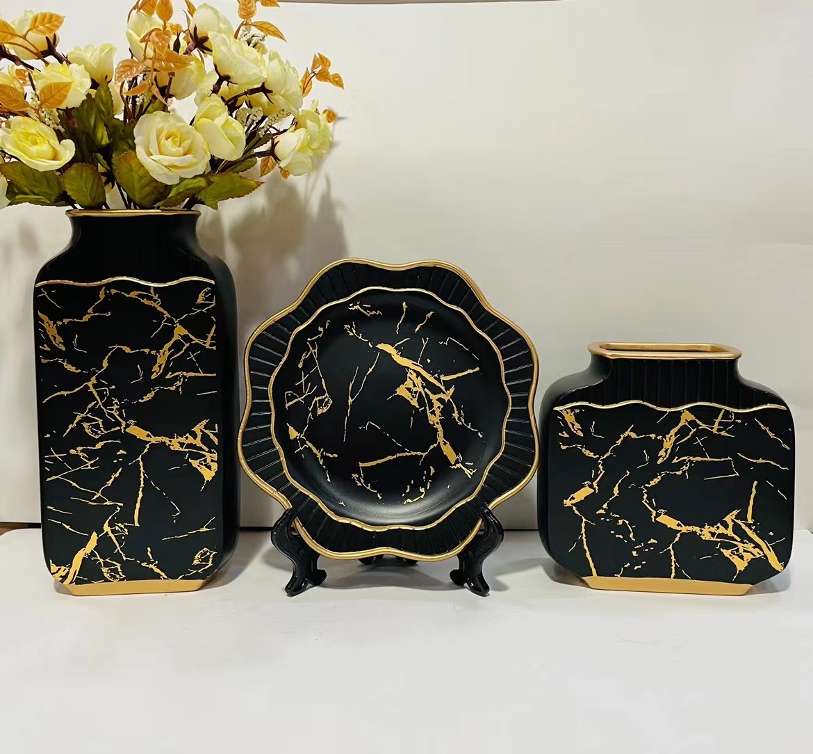 2025chinagoods Hotel Home Decoration Items, creative handicrafts, living room, bedroom, Study, TV cabinet, wine cabinet, bookcase three-piece set, flower arrangement Specification image