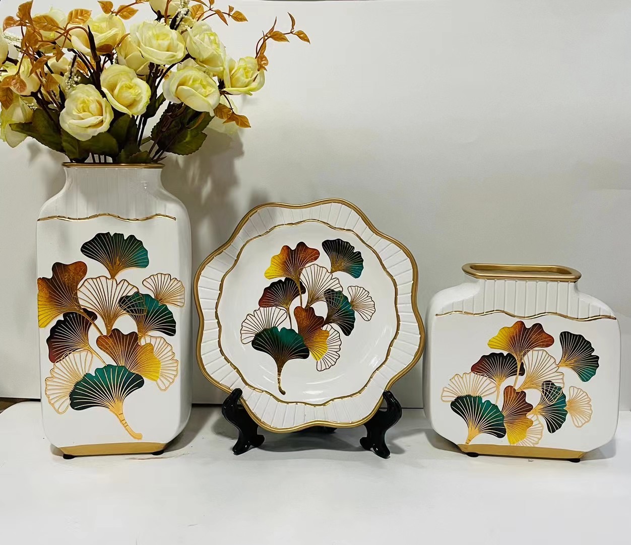 2025chinagoods Hotel Home Decoration Items, creative handicrafts, living room, bedroom, Study, TV cabinet, wine cabinet, bookcase three-piece set, flower arrangement Application Scenario