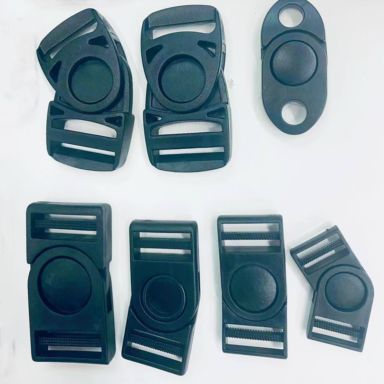 Black POM swivel socket inner diameter 1.5CM-3.8CM backpack socket bag accessory wholesale clasp in stock Item Picture