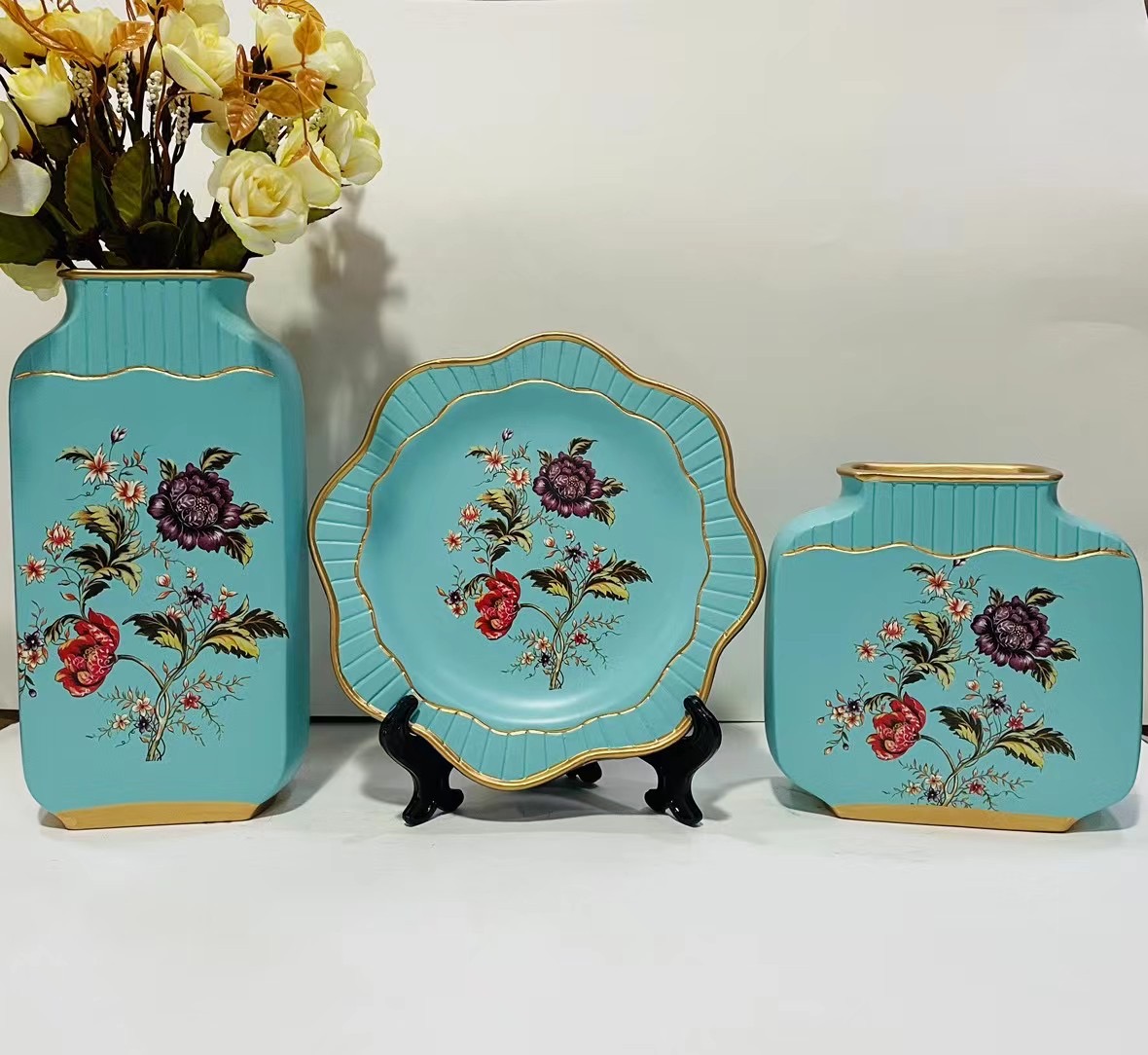 2025chinagoods Hotel Home Decoration Items, creative handicrafts, living room, bedroom, Study, TV cabinet, wine cabinet, bookcase three-piece set, flower arrangement Item Picture