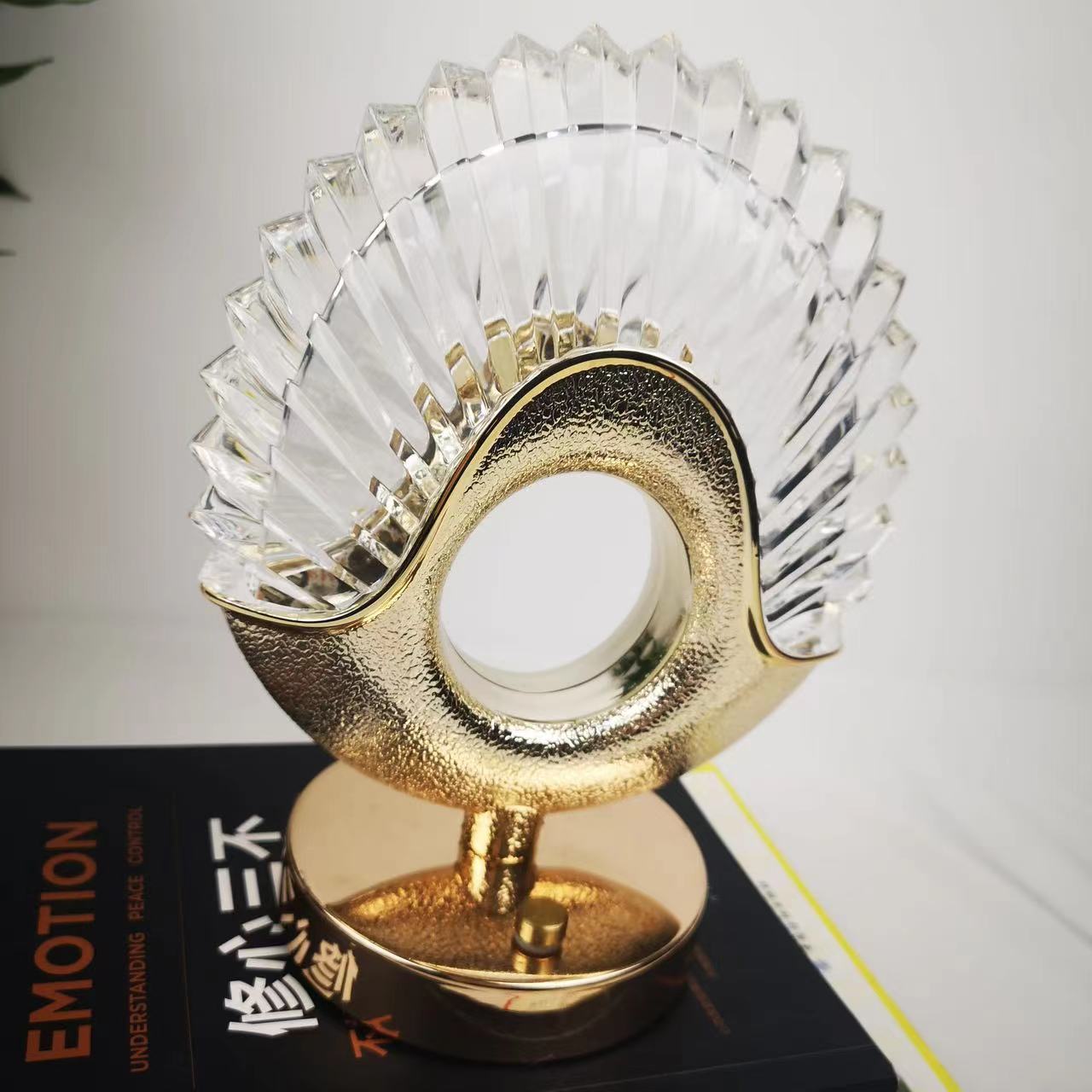 European-style creative desk lamp for bedroom, INS girl style, bedside lamp for bedroom, warm light, cozy and romantic, touch sensor Item Picture