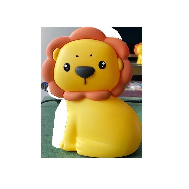 A Leo can sleep by the bedside with a small night light Item Picture