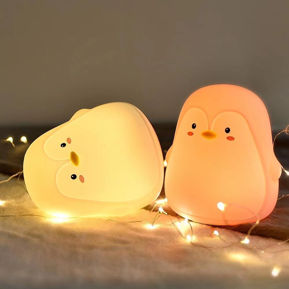 Silicone lamp creative penguin night light, fun atmosphere for children to sleep and get up at night, bedroom bedside lamp details Picture