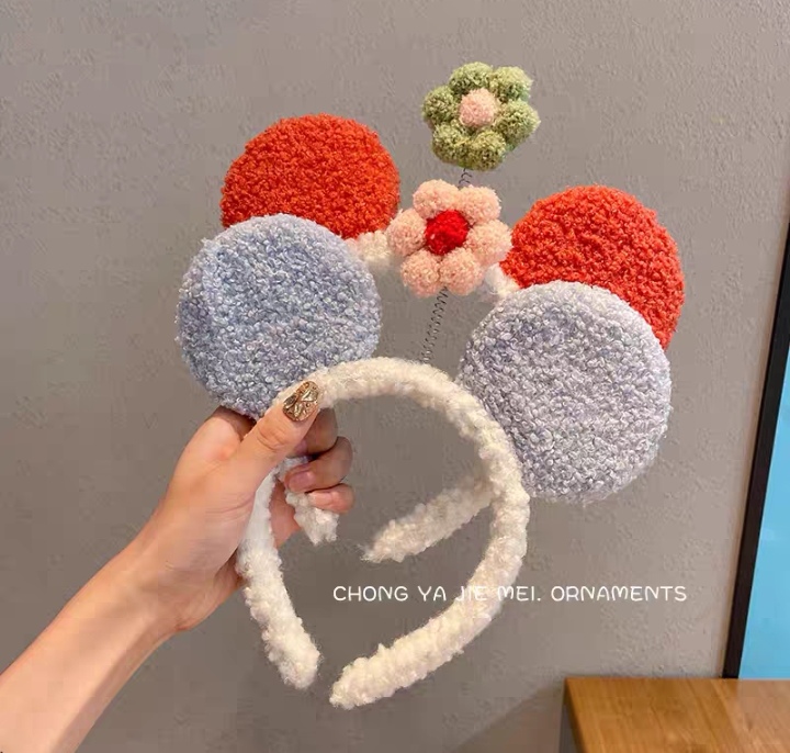 Mickey Sunflower Headband Face Wash Headband Six Colors Application Scenario