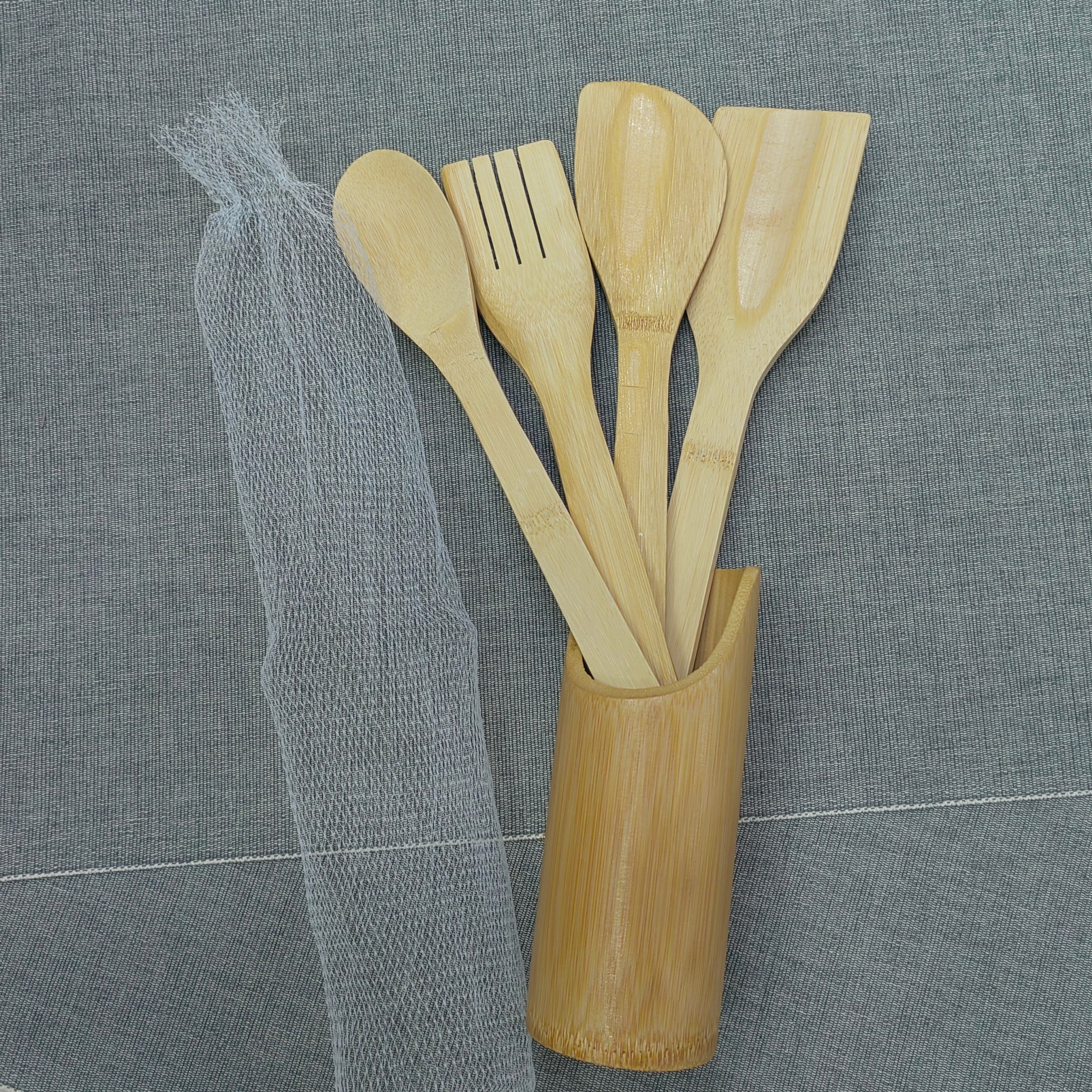 Jiehao Bamboo and Wood Bamboo Five-piece Set, Bamboo spatula five-piece set, bamboo pot spatula, non-stick pan spatula, bamboo spoon, bamboo rice spoon, bamboo strainer, bamboo rice spoon Application Scenario