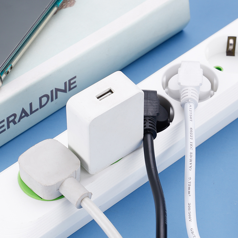 插座厂家/插座工厂/跨境专供/欧式插座/欧标插座/欧洲插座/欧洲排插/欧式排插/欧式孔插座/二圆插座产品图