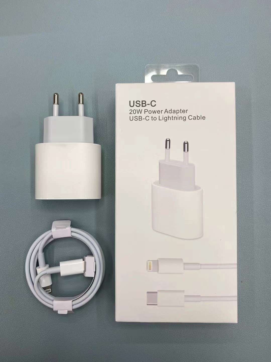 PD20W charger pd fast charging cable is suitable for iPhone12/13 data cable fast charging. Wholesale of Apple charging heads details Picture