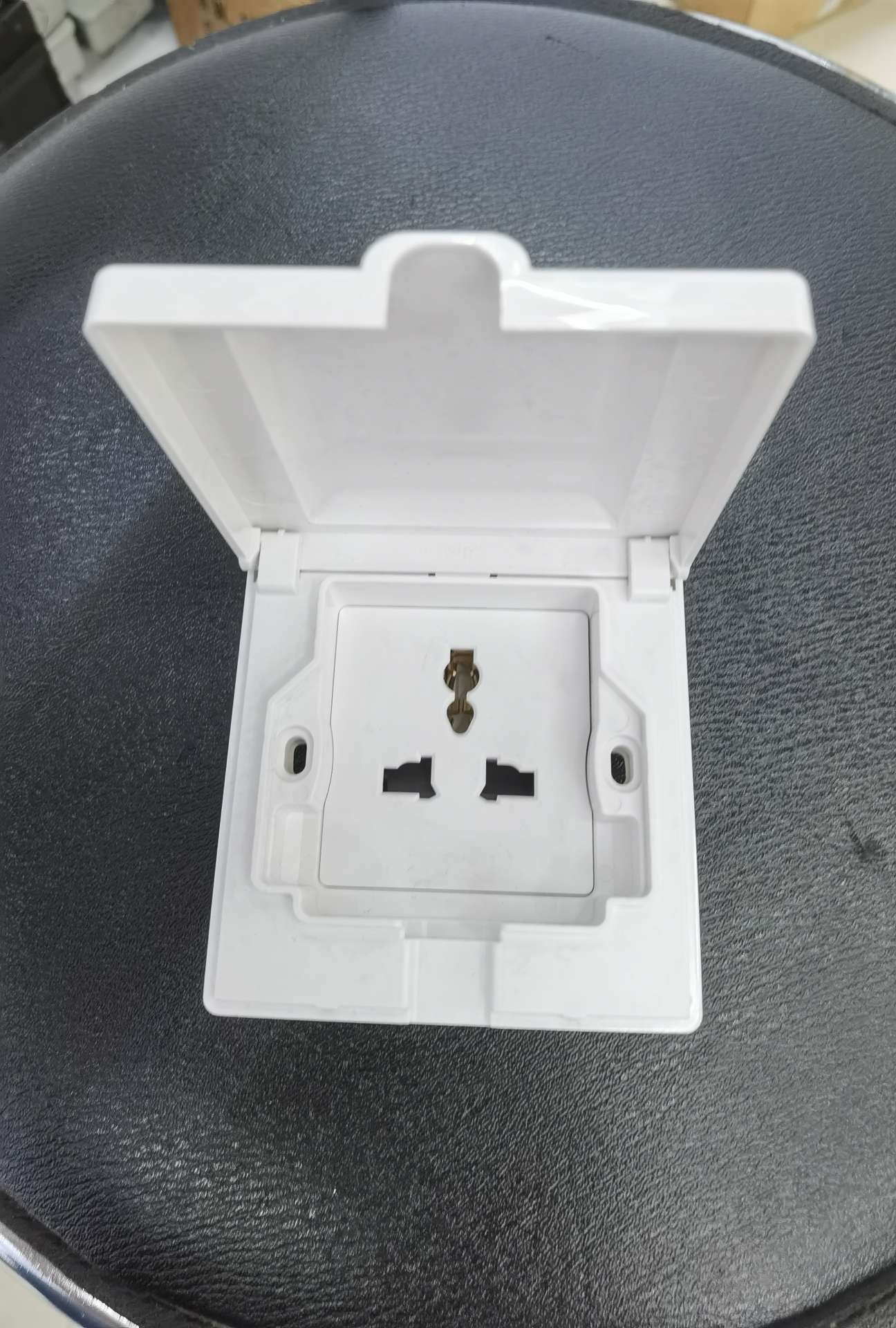 Outlet invisible comercio exterior - 5