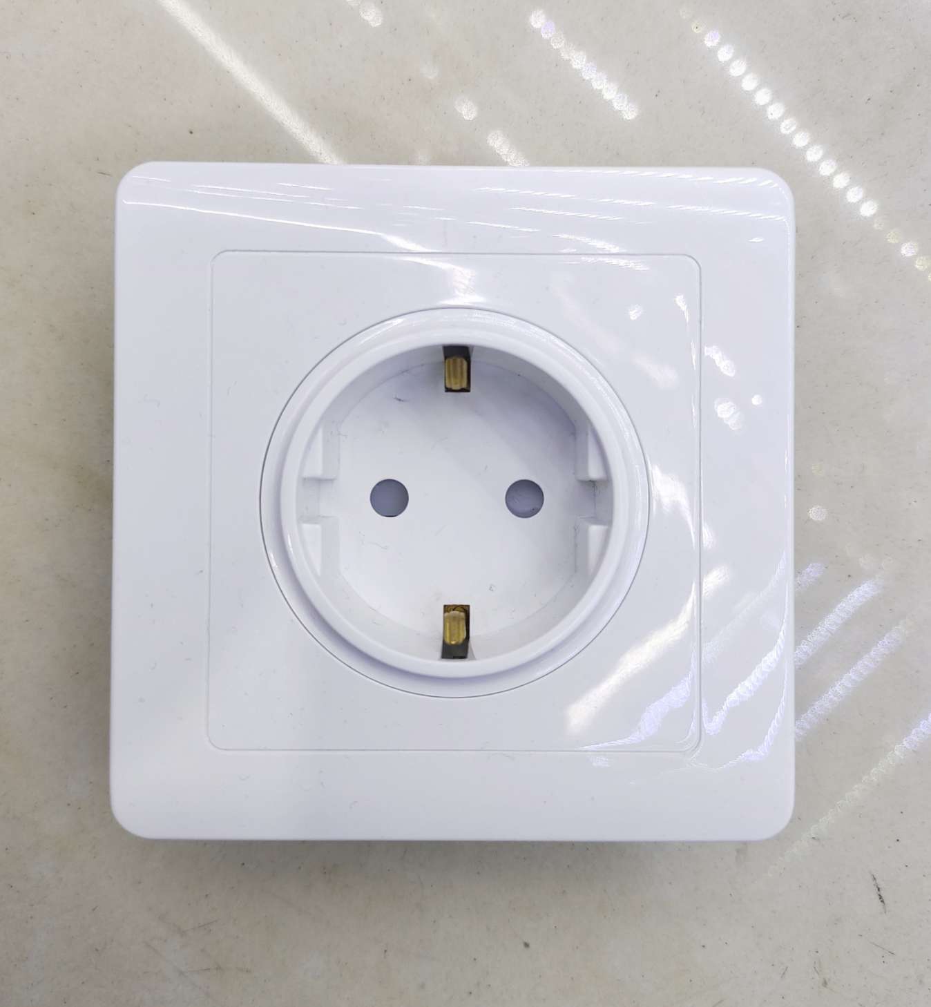 White deep insert wall switch, factory price, quality guaranteed