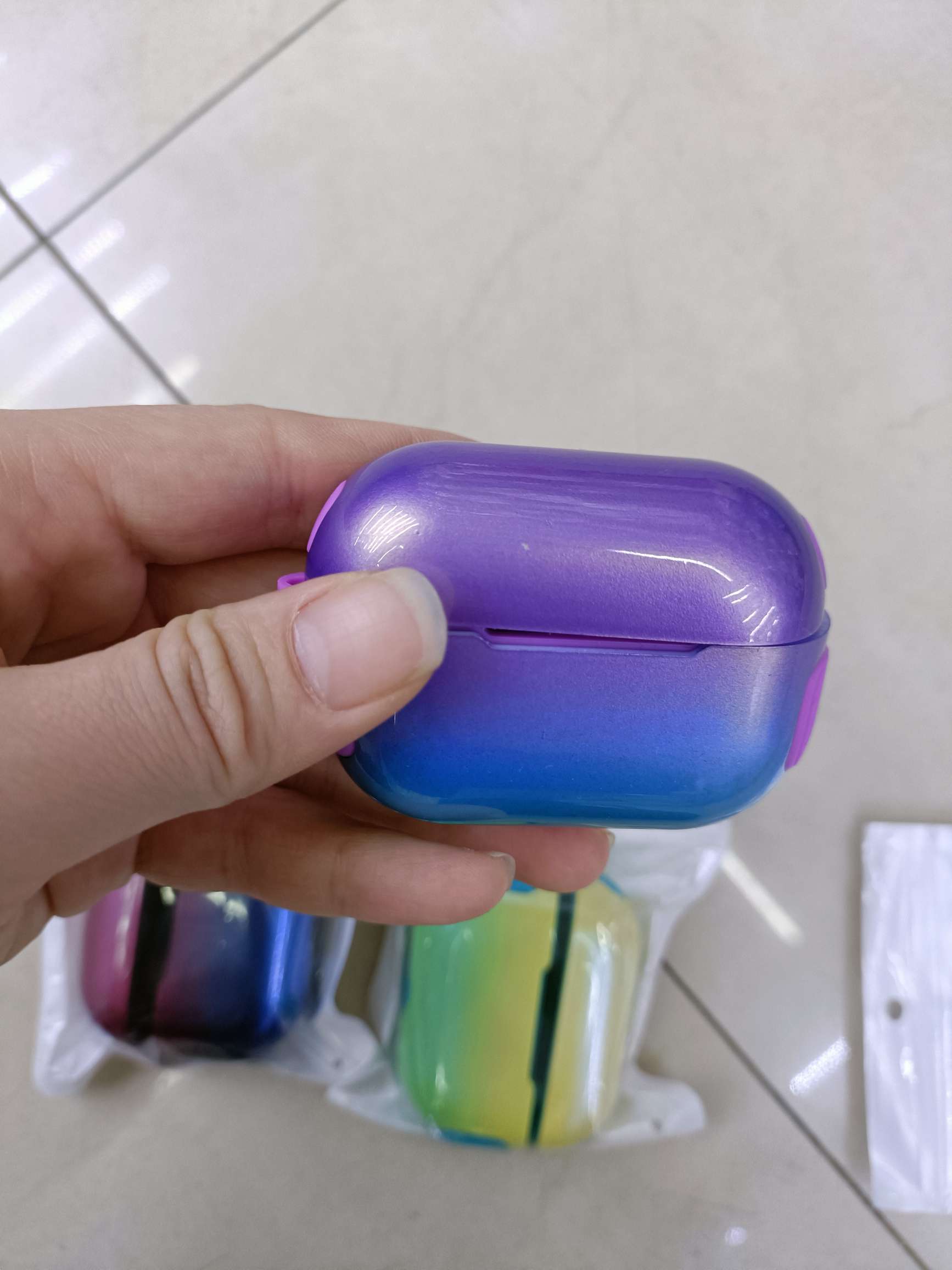 Colorful gradient two-layer Bluetooth headphone case detail image 8