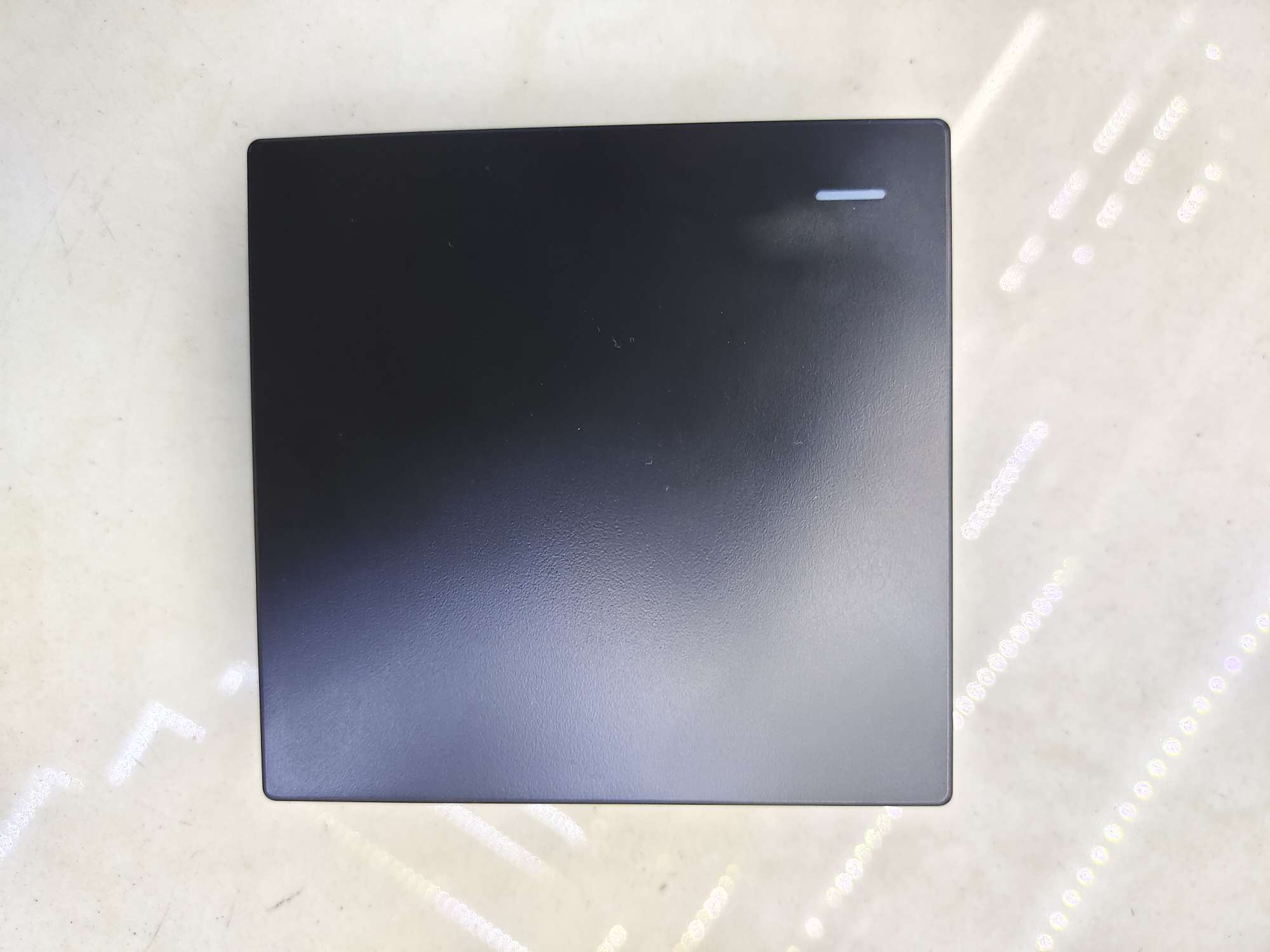 Black wall switch with dual control upon opening, factory price, quality guaranteed