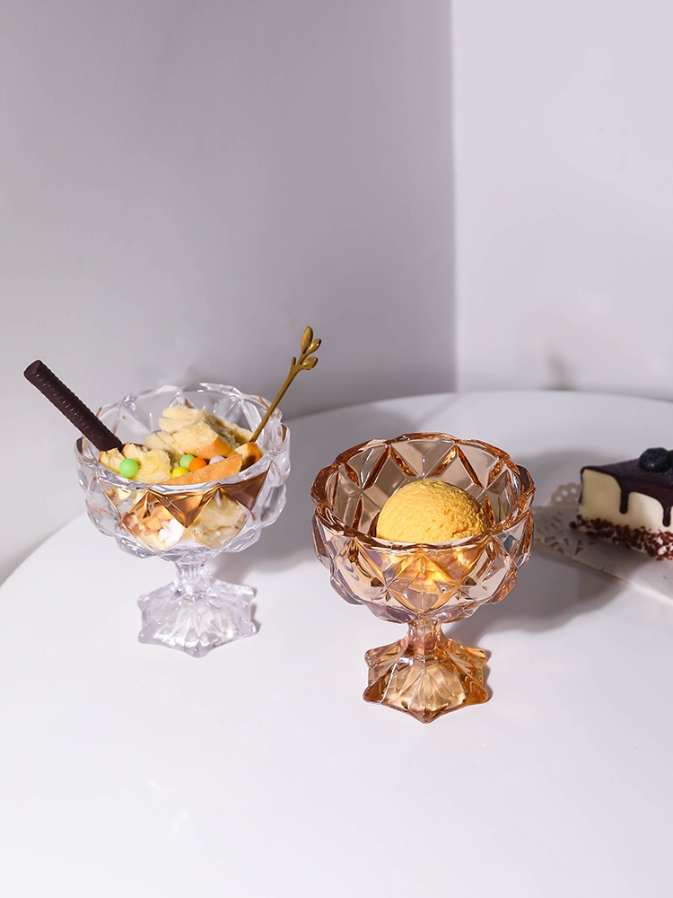 Light Luxury Yellow Glass Ice Cream Cup Ice Cream Cup Fruit Dessert Salad Cup Thickened Breakfast Cup Seven Life Transparent full figure