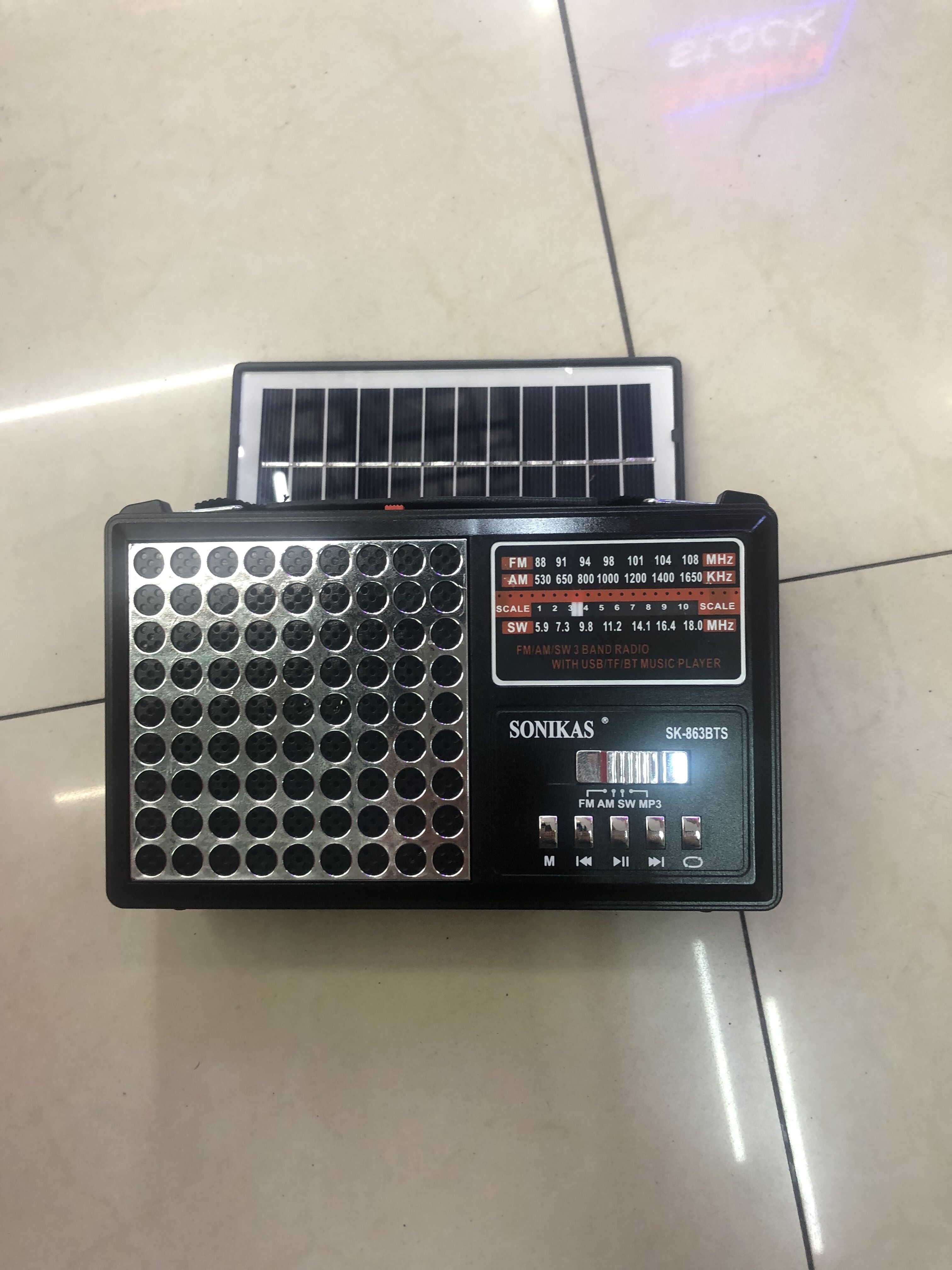 SK-863BTS带太阳能蓝牙插卡收音机
