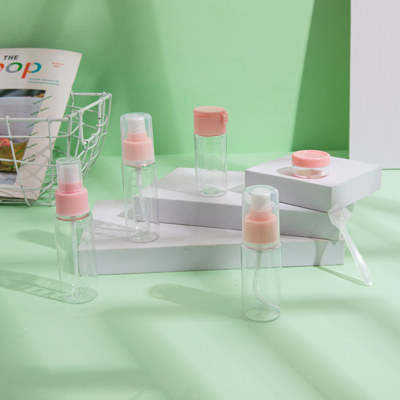 Travel sub-bottle PVC box cosmetic bottle 6-piece set spray press cream travel set plastic sub-bottle Application Scenario