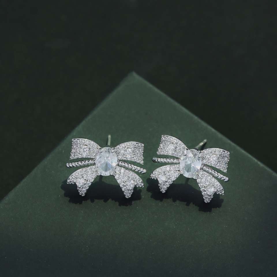 Sweet and elegant stud earrings for women, three-dimensional micro-inlaid zircon girlish bow earrings, high-end and niche design earrings detail image 8