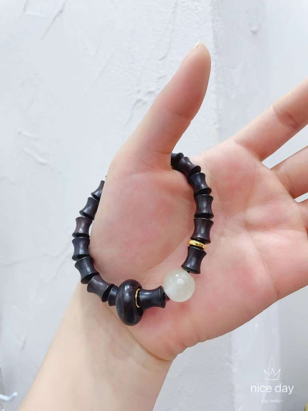 Jiejie High sandalwood bracelet detail image 2