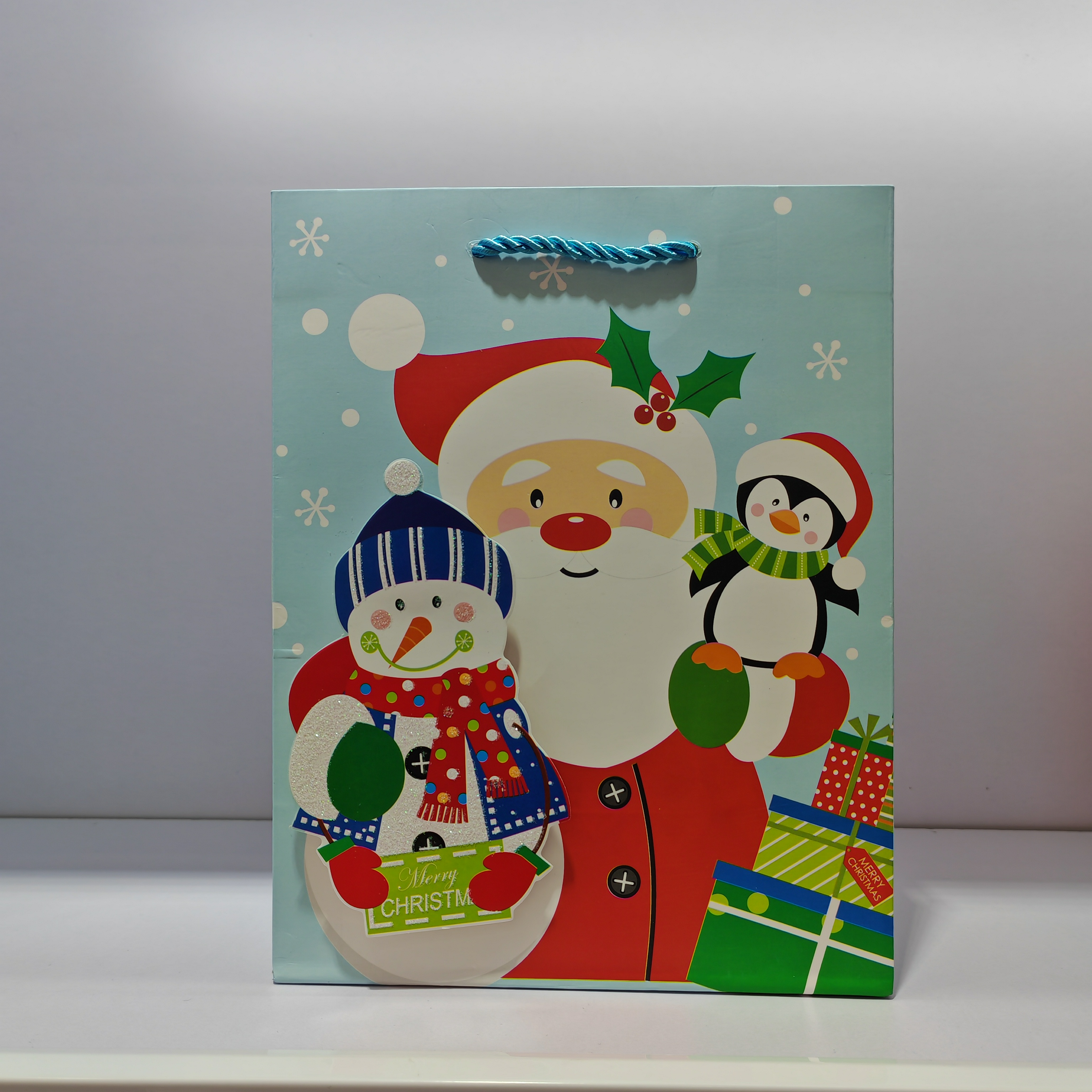 Christmas gift bags, New Year handbags, gift paper bags, holiday shopping bags, 3D powder coating, in stock Application Scenario