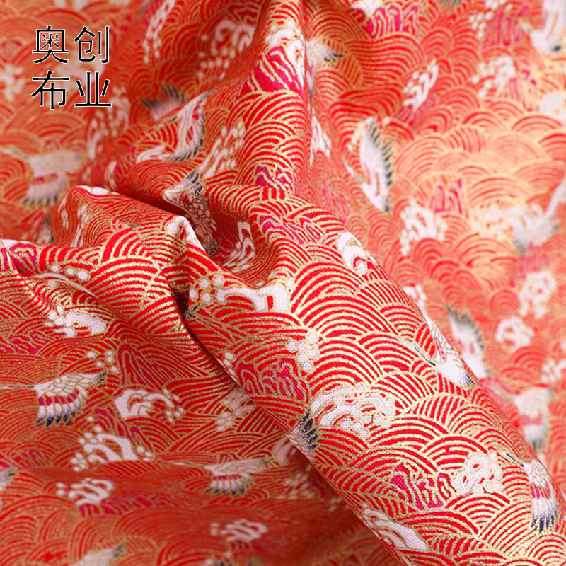 Japanese-style gilded printed fabric with crane and cloud patterns, all-cotton fabric, cheongsam, Hanfu, Japanese-style bags, sachets and sachets Application Scenario