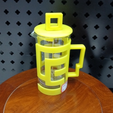 Factory Direct Plastic Maze Tea Maker full figure
