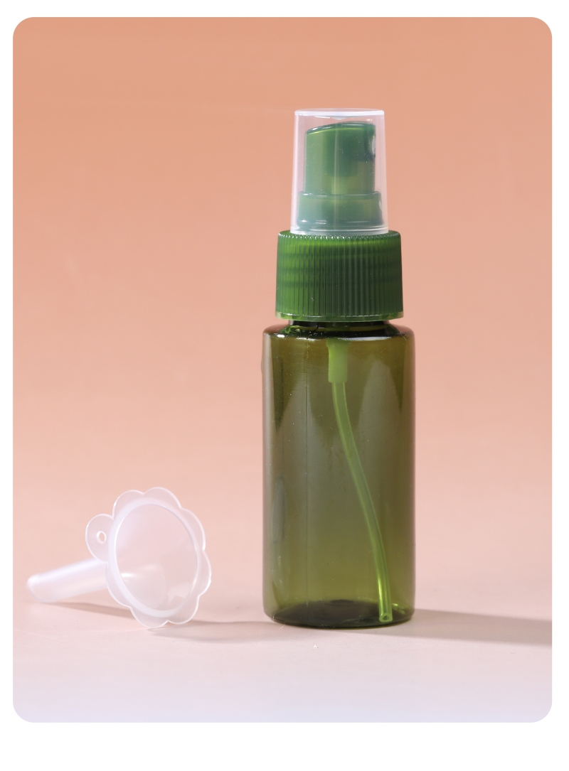 Portable Travel Dispenser Bottle 5-Piece Shampoo Set Skincare Lotion Press Bottle Spray Empty Bottle Mist Household) undefined