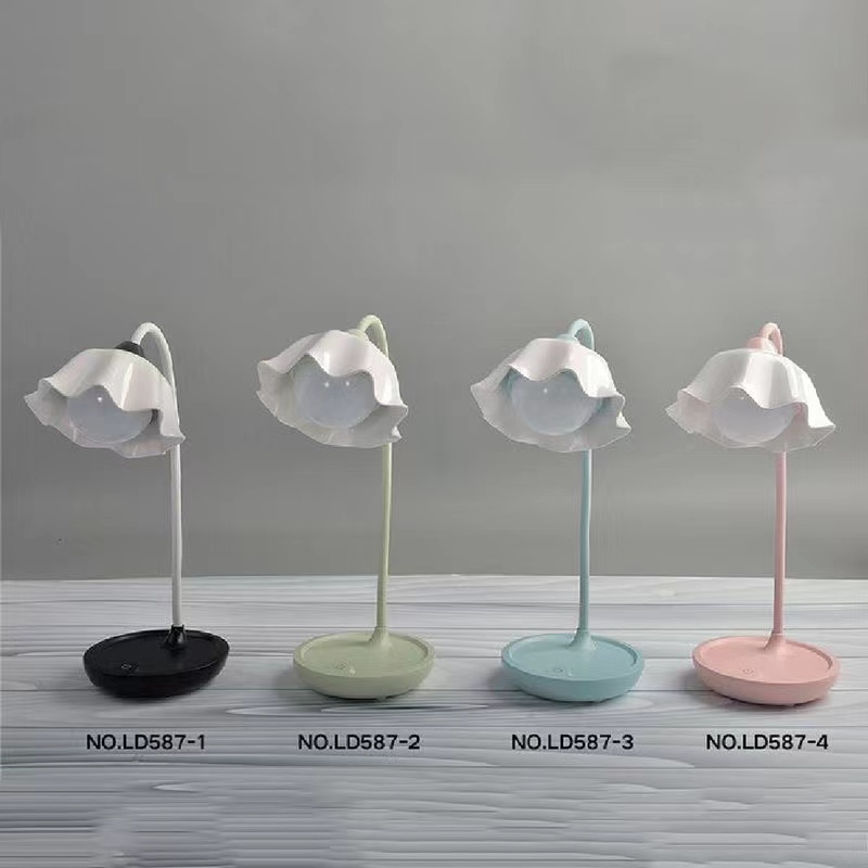 日式花朵台灯细节图