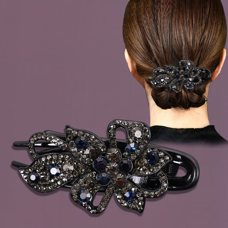 Kaka Korean grab hair clips, large duckbill clips at the back of women's heads, retro mom's updo hair, rhindiamond headwear, wholesale hair accessories Application Scenario