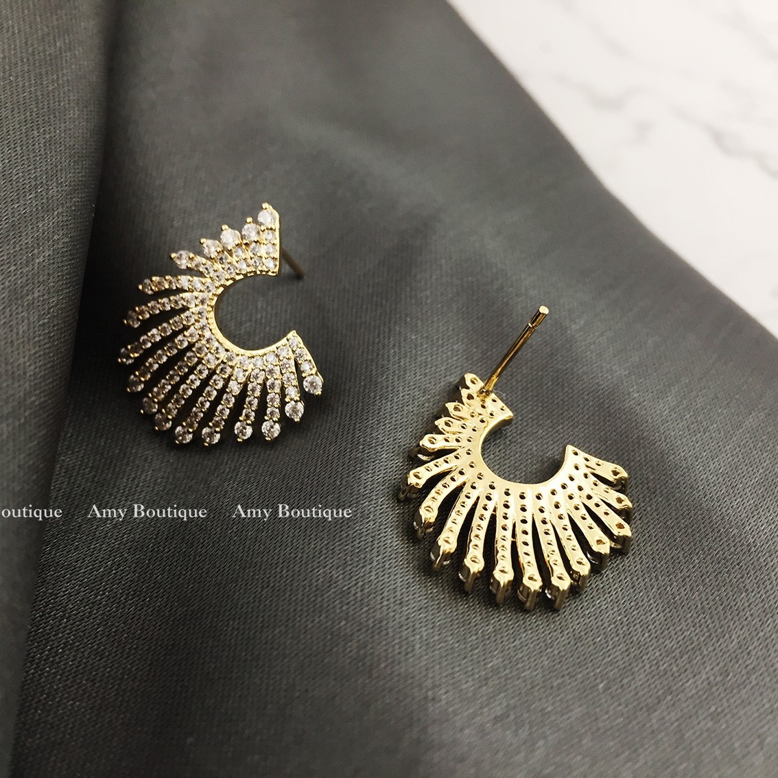 Korean-style fashionable and elegant, exquisite feather and wing micro-inlaid, light luxury and high-end craftsmanship earrings, stud earrings, and butterfly jewelry