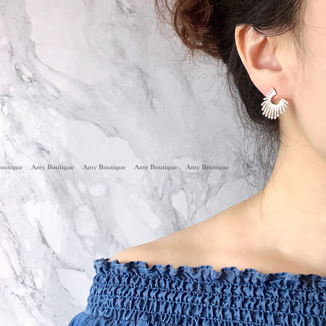 Korean-style fashionable and elegant, exquisite feather and wing micro-inlaid, light luxury and high-end craftsmanship earrings, stud earrings, and butterfly jewelry Application Scenario