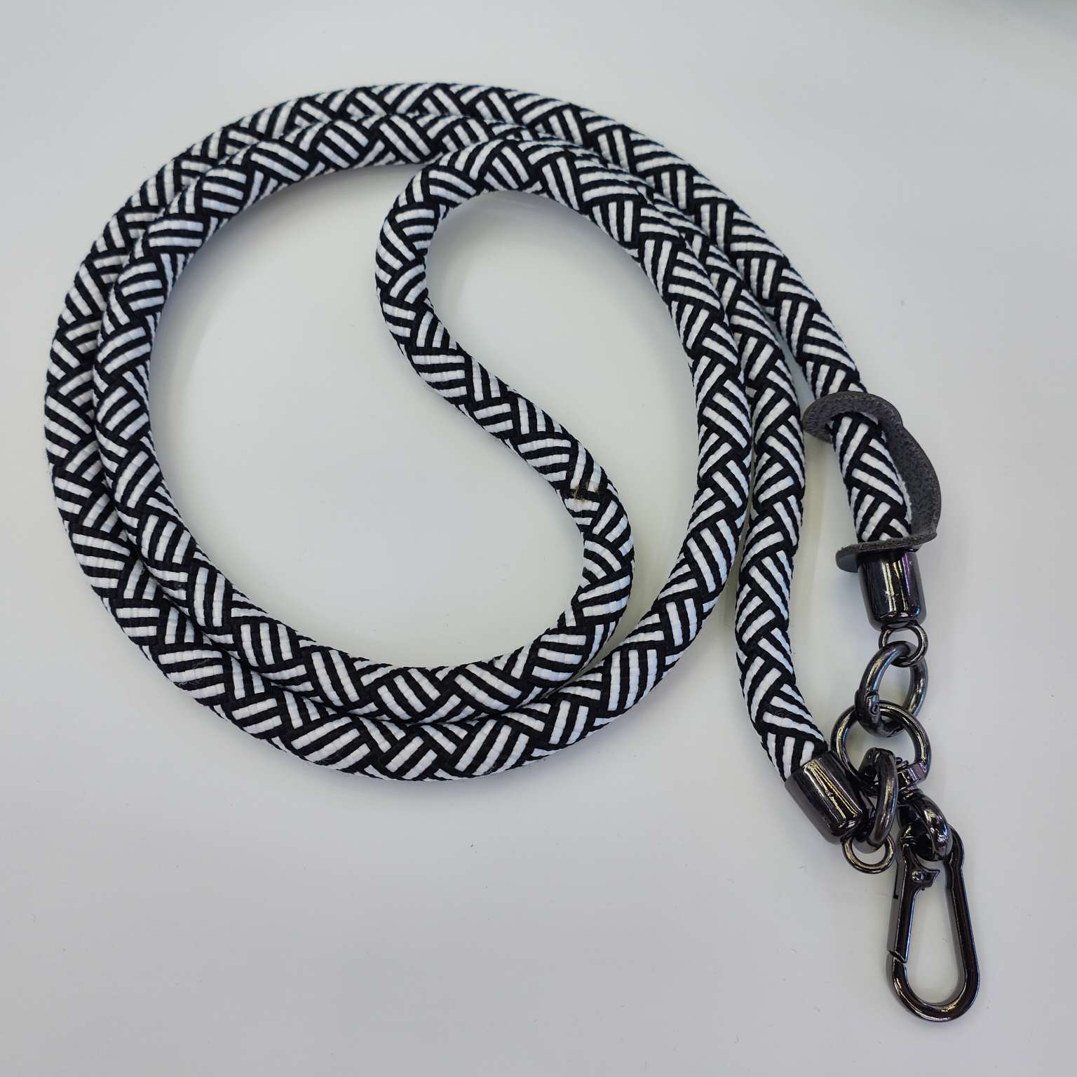 手机挂绳实物图