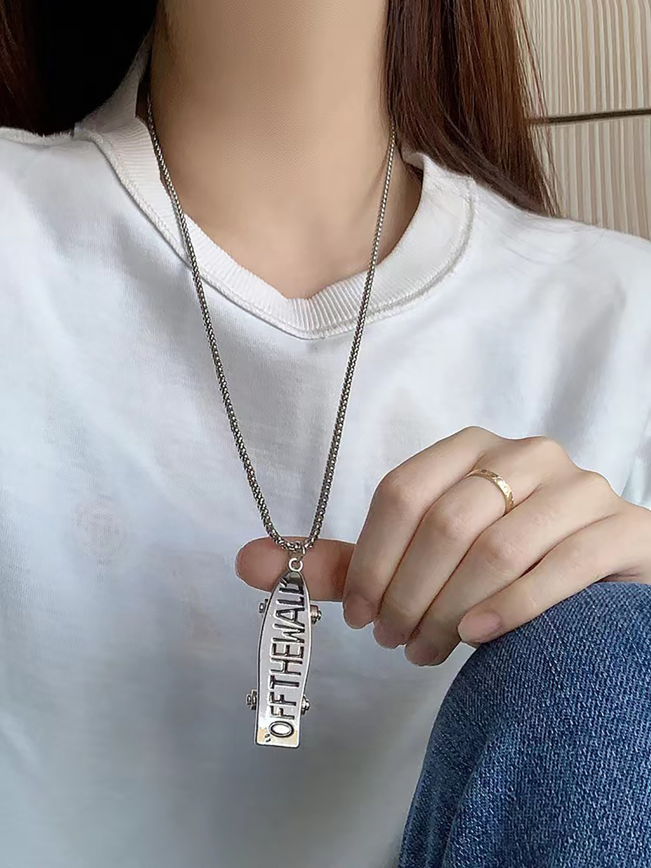 字母滑板项链钛钢新款女嘻哈hiphop欧美蹦迪毛衣链百搭长款配饰男