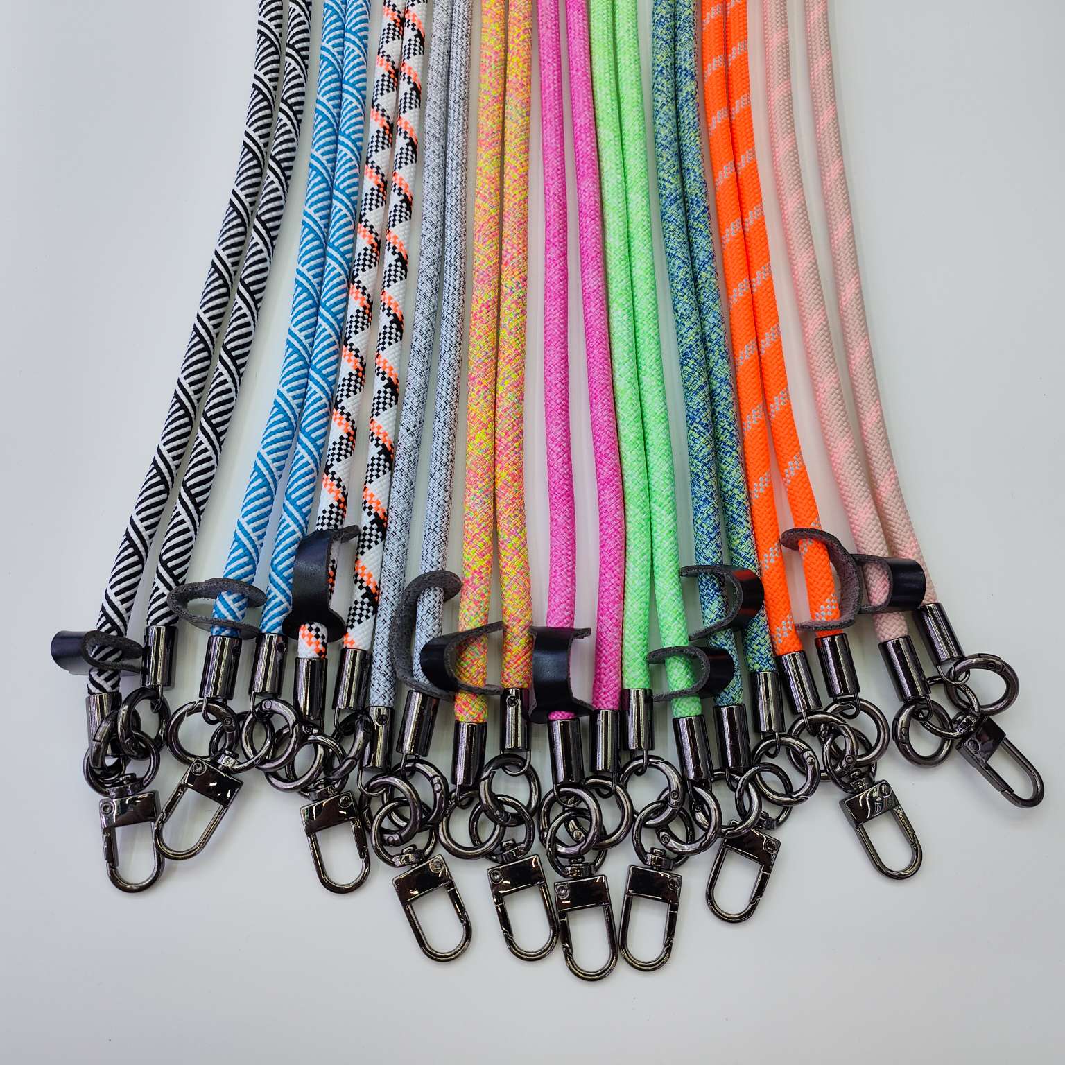 8MM粗绳手机挂绳斜挎可背挂脖结实耐用高端相机背带绳防丢失挂绳详情图3