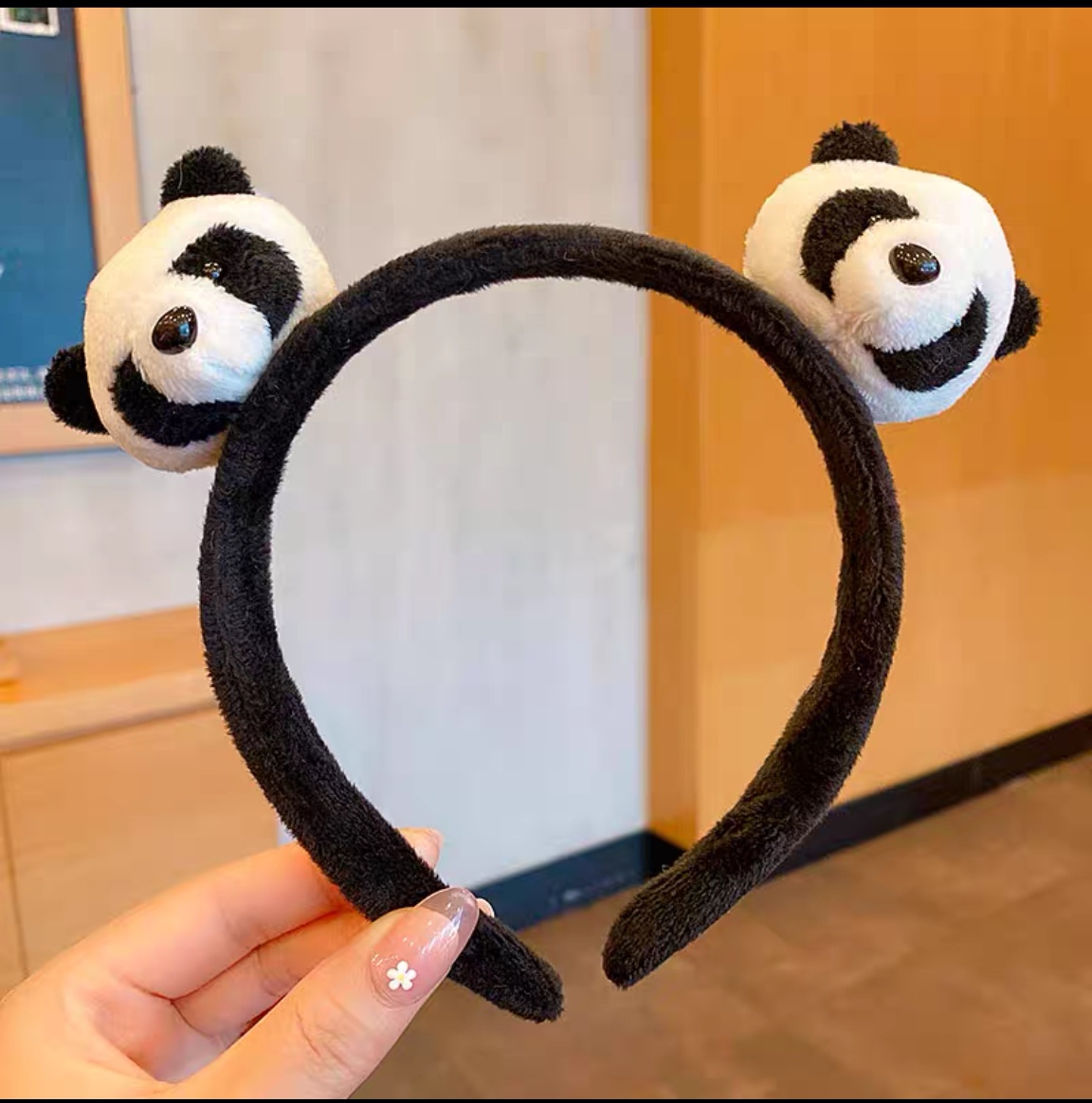 网红洗脸发箍黑白毛绒熊猫耳朵发卡外出化妆压发防滑头箍简约百搭详情图16