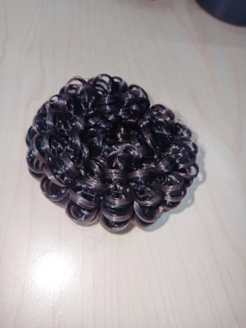 The new Korean version of the fake hair band, high-elasticity and elegant hair tie headwear, fluffy bun hairstyle, hair tie and knitted Item Picture