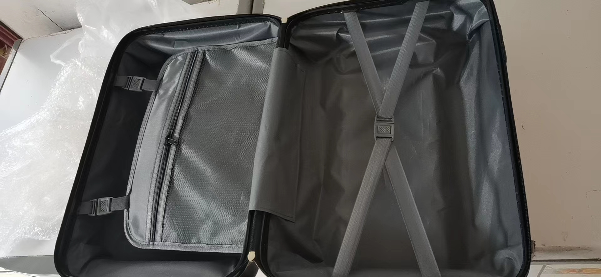 Kangaroo L001#ABS Suitcase 20-inch Special Offer carry-on suitcase Item Picture