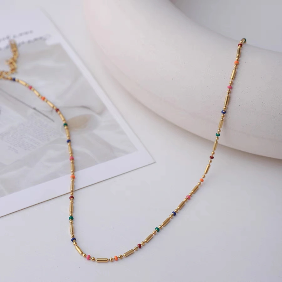 Fashionable beaded necklace for girls, a niche and light luxury 18k gold-plated high-end look, an ins cool and cool style collarbone necklace accessory detail image 4