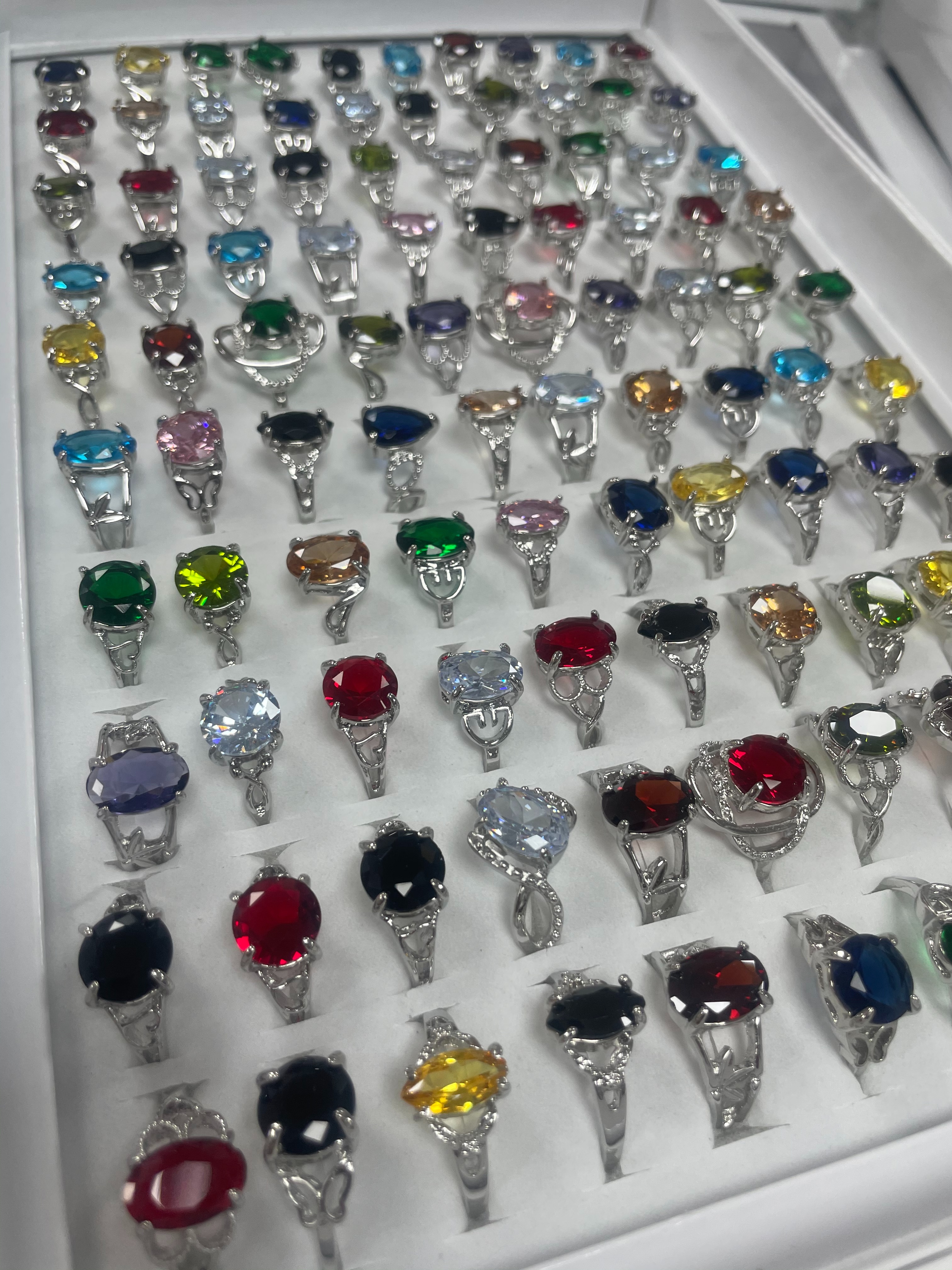 White k colored diamond zircon ring
