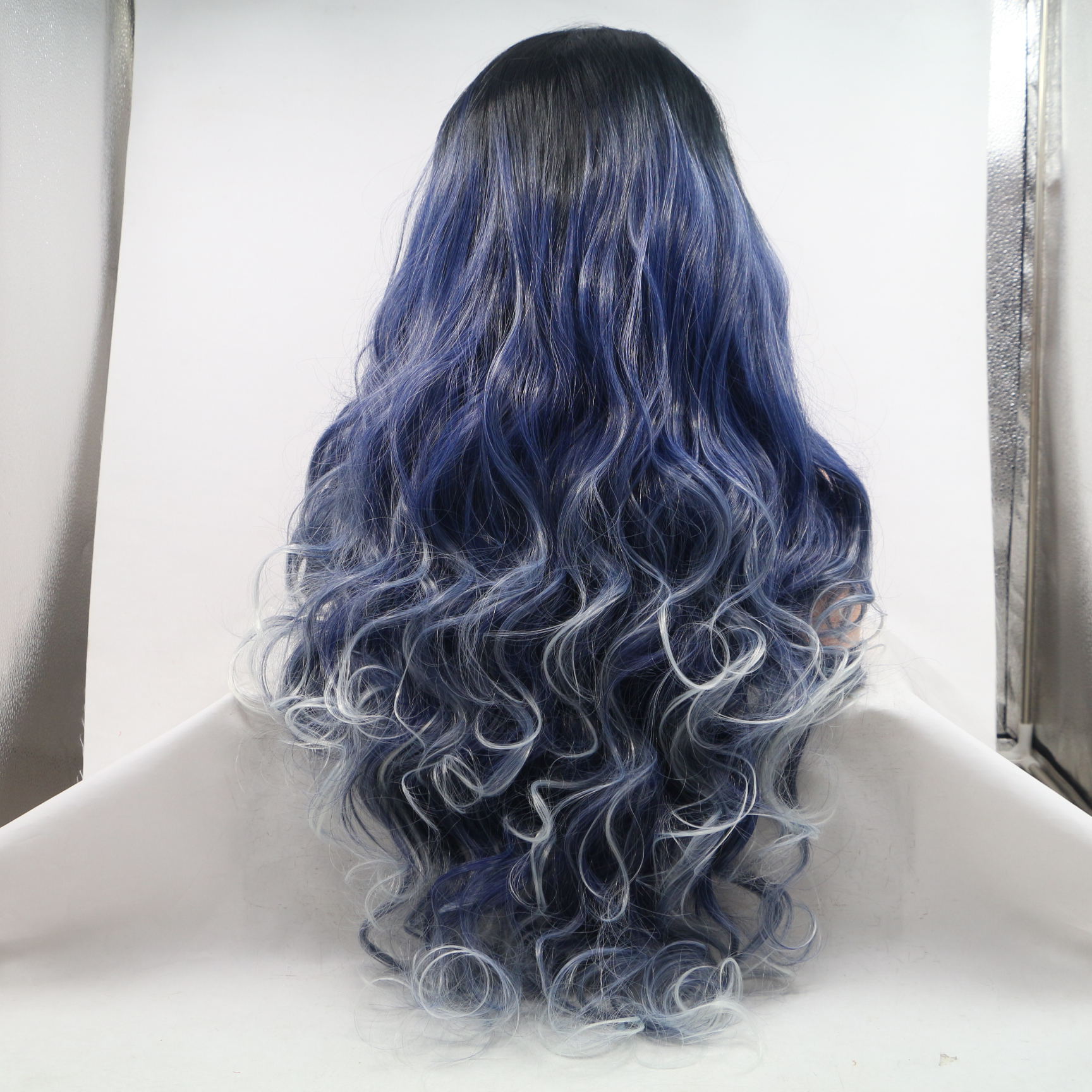360 lace wigs vendor azul negro degradado pelo largo pelo rizado europeo y americano frontal encaje fibra química peluca cabeza details Picture