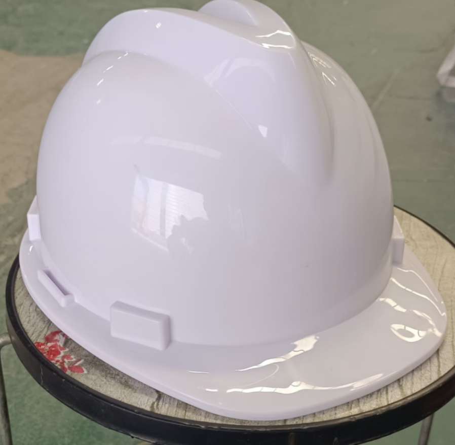 V型劳保用品工地施工安全帽防砸头盔图