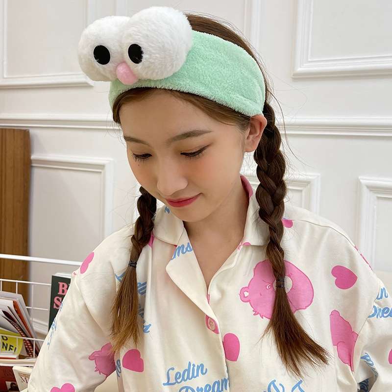 Cute Big Eyes Green Postpartum Face Wash Headband details Picture