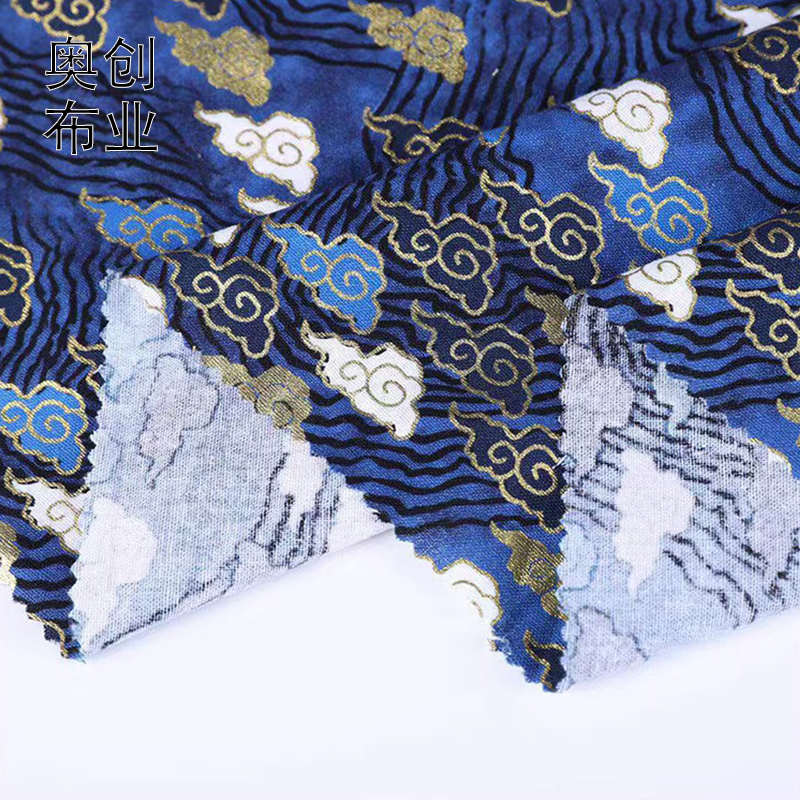Japanese-style, all-cotton printed gold-embossed fabric, auspicious cloud kimono, cheongsam fabric, sachets, sachet, decorative fabric, hair accessories and headwear Application Scenario