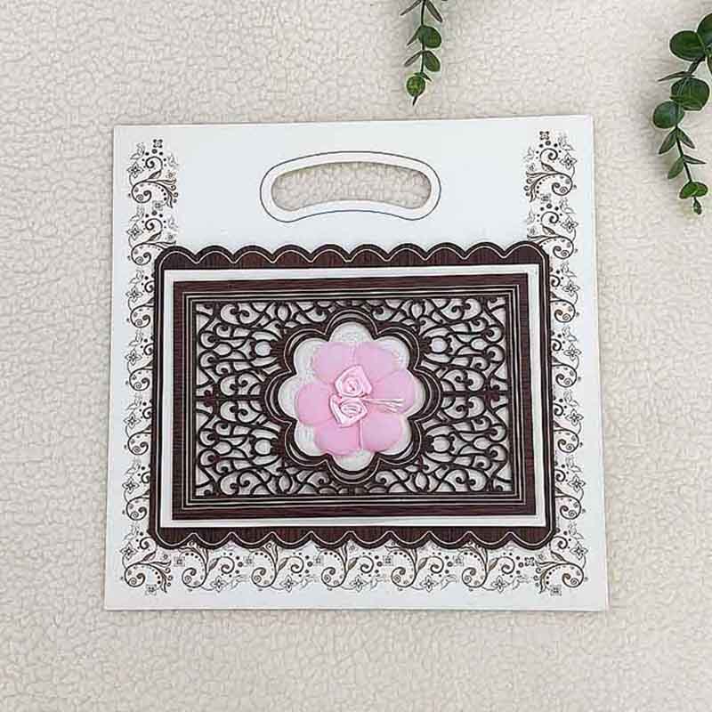 Customized high-end rectangular laser-hollowed-out wooden invitations for the Middle East and Africa with pink flowers, hand-held envelopes, wedding invitations, factory direct sales and wholesale Application Scenario