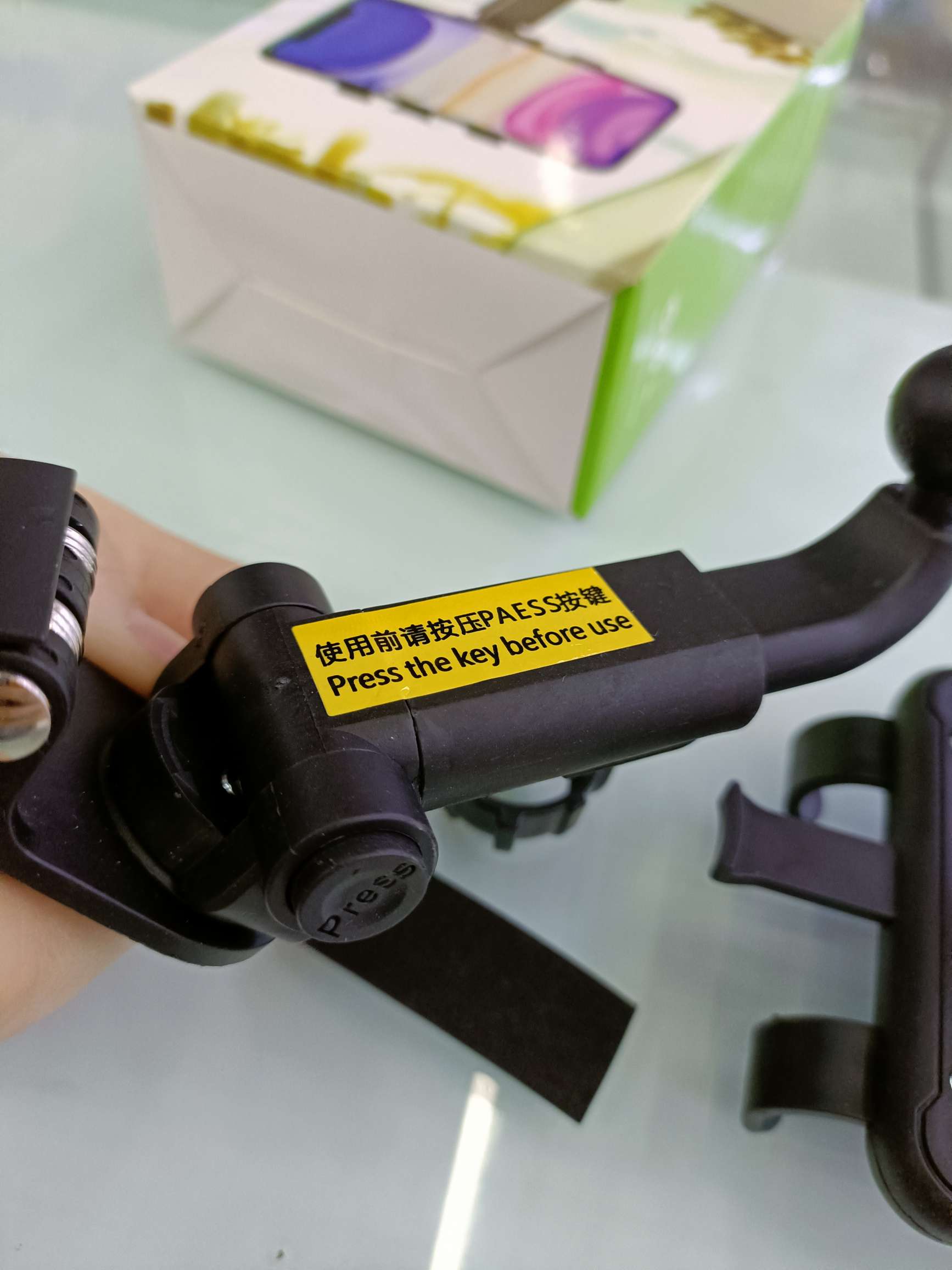 车载手机支架/遮阳板支架/手机支架细节图